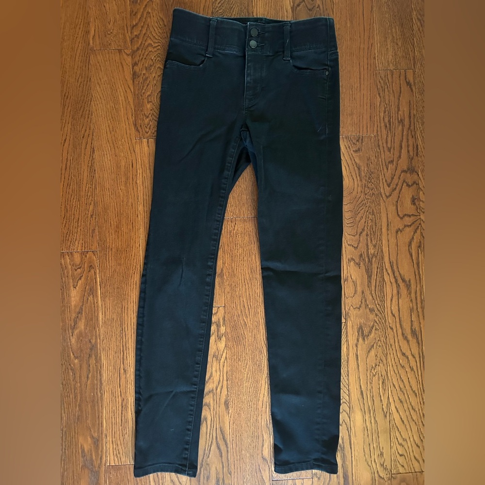 [Nine West] Size 4 Women’s Straight Leg Mid Rise Tummy Control Jeans black